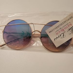 Miz Round Style Mirror Circle Gold Frame Sunnies 2 LEFT!